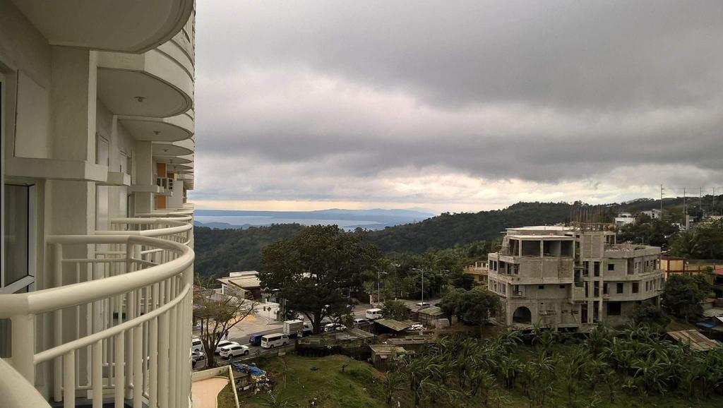 Mary'S Crib Cityland Prime Tagaytay With Free Wifi & Swimming Tagaytay City Exteriér fotografie
